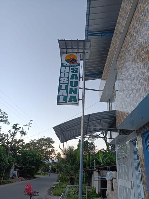 Property building, Day