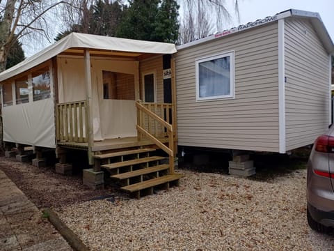 Domaine de kerlann mobil-home197 Campground/ 
RV Resort in Pont-Aven