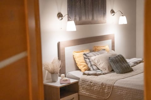 Bed, Decorative detail, Bedroom