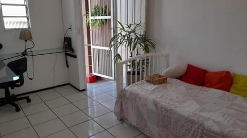 Bed, Living room