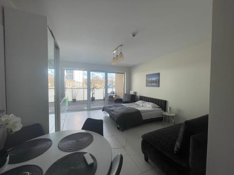 Apartamenty Kasprowicza 20 z basenem, siłownią, jacuzzi, grotą solną, saunami Apartment in West Pomeranian Voivodeship, Poland