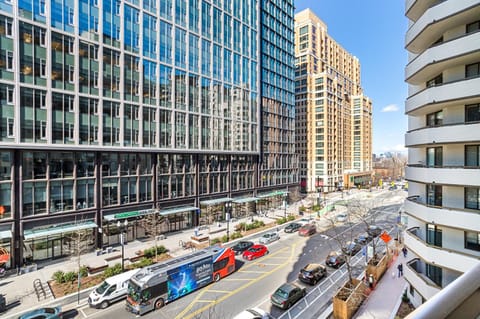 Balcony/Terrace, City view