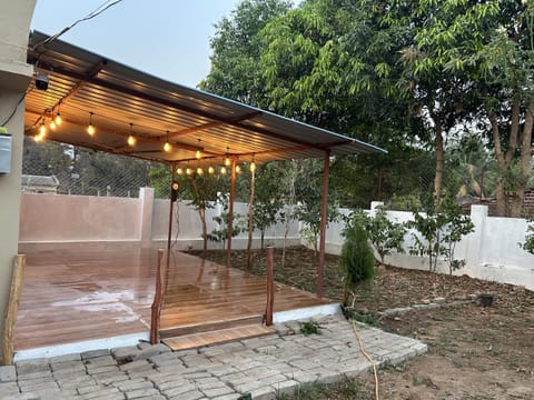 Patio, Garden