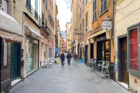 Property building, Neighbourhood