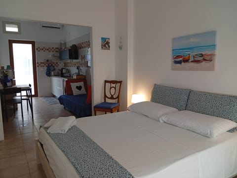 Bed, Photo of the whole room