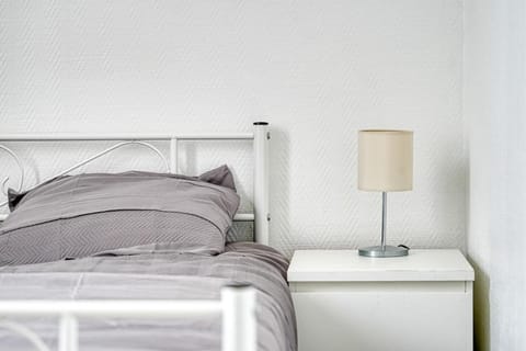 Appartement fonctionnel & lumineux-Portes de Paris Apartment in Île-de-France