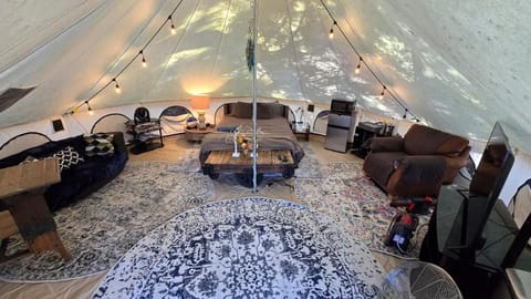 Private Island, 5 Homes, 2 HotTub, Boat -Sleeps 17 House in Brantingham Lake