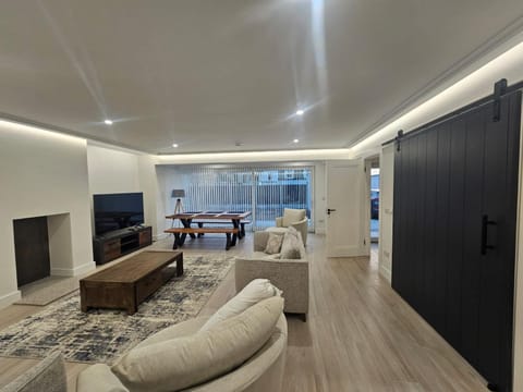 The Shed - Sea Side Sauna Retreat House in County Kerry