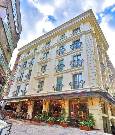 Property building, Bird's eye view, City view, Sea view, Continental breakfast, Buffet breakfast