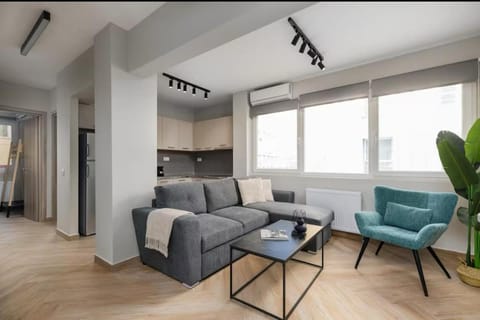 Ladadika Urban Apartment Two Bedroom Apartment in Thessaloniki