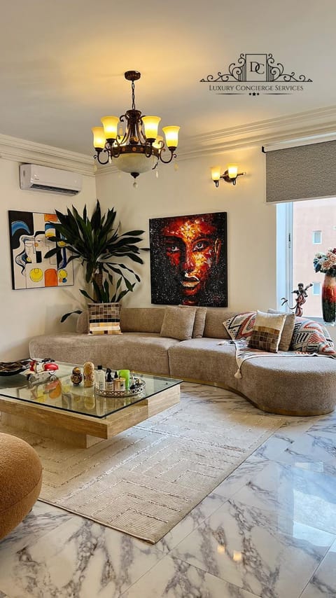 Living room, Decorative detail, Seating area