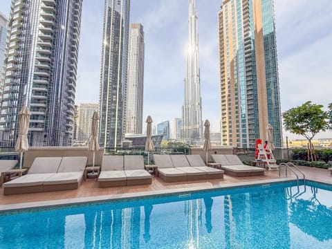 Swimming pool, Swimming pool