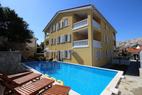 Apartments Gorica 1 Bed and Breakfast in Lika-Senj County