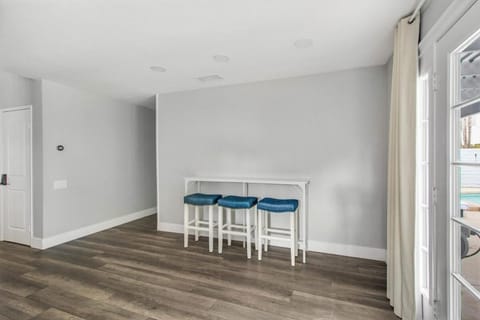 MV Retreat Pool Spa Fire Pit Family Friendly House in Mission Viejo