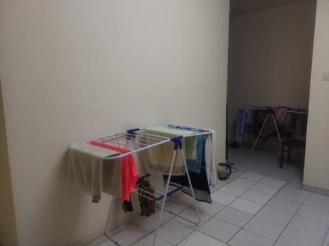 Muscat Tower Hostel in Al Sharjah