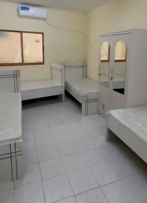 Muscat Tower Hostel in Al Sharjah