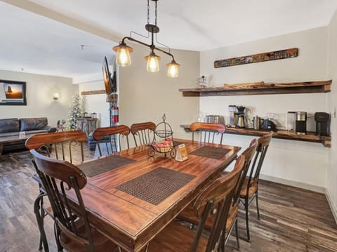 Mt Green 3-D10 House in Mendon