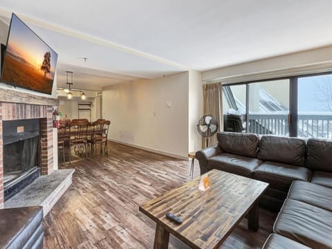 Mt Green 3-D10 House in Mendon