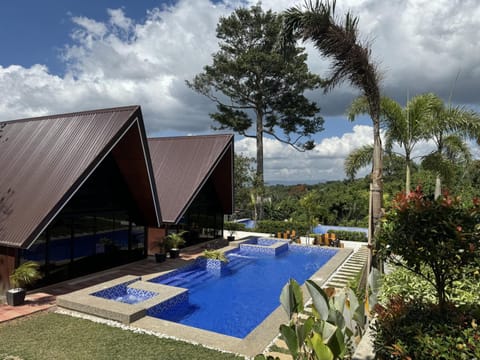 Property building, Day, Pool view, Swimming pool