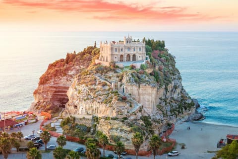 Nearby landmark, Natural landscape, Beach