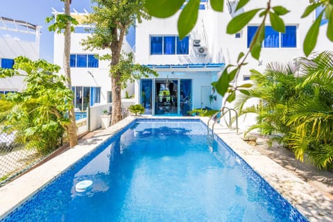 Property building, Garden view, Pool view, Swimming pool, Swimming pool
