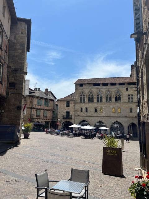 Cozy Appartment Champollion 1 Apartment in Figeac