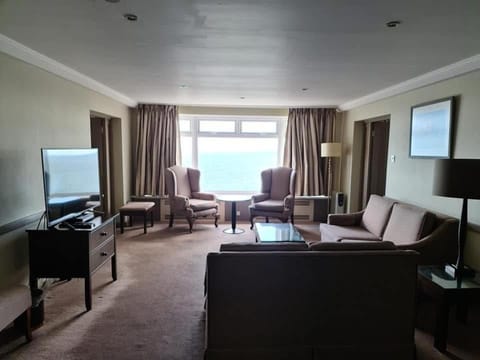 Carlton Club Apartments East Overcliff Apartment in Bournemouth