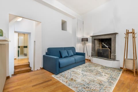 BeRGAMO ALTA - Piazza Mercato del Fieno HOUSE Apartment in Bergamo