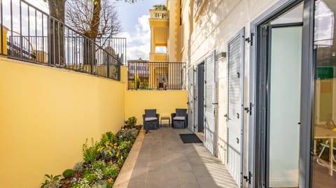 Patio, Balcony/Terrace
