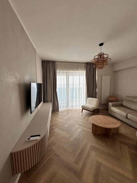 Communal lounge/ TV room, Bed, TV and multimedia, Photo of the whole room, Seating area, Evening entertainment