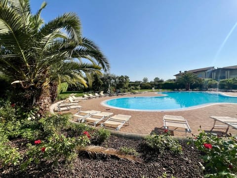 Cozy Haven Apartment Apartment in Sirmione