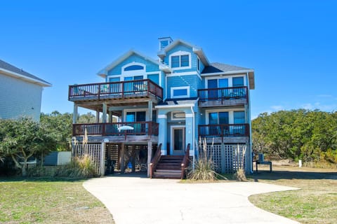 Oceanside, Close to Beach, Hot Tub- OS5H, Long Beach Day House in Corolla