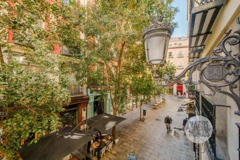 Property building, Day, Neighbourhood, Street view