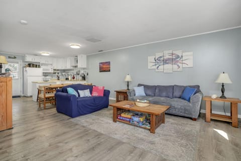 Lighthouse Estates 8 - Water views & shared pool! House in Chincoteague Island