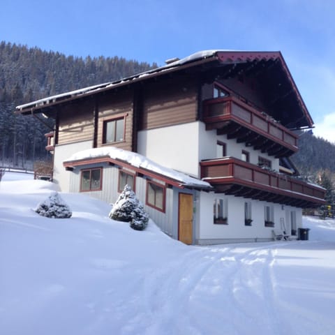 Property building, Winter