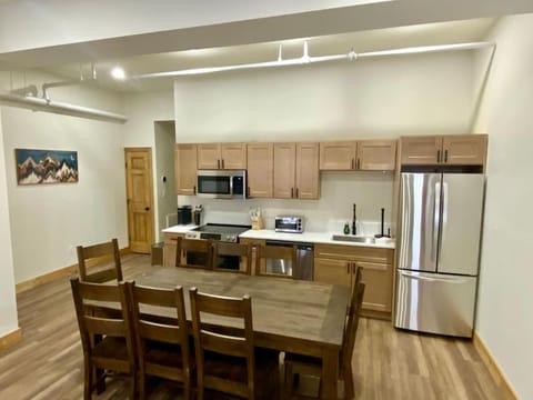 Luxury TownHome 106 House in Wilmington