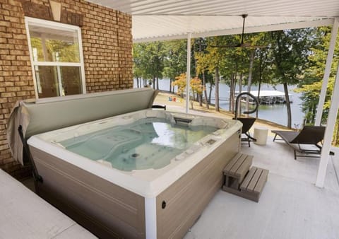 Hook Wine and Sinker House in Tennessee