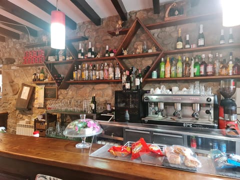 Lounge or bar, Drinks