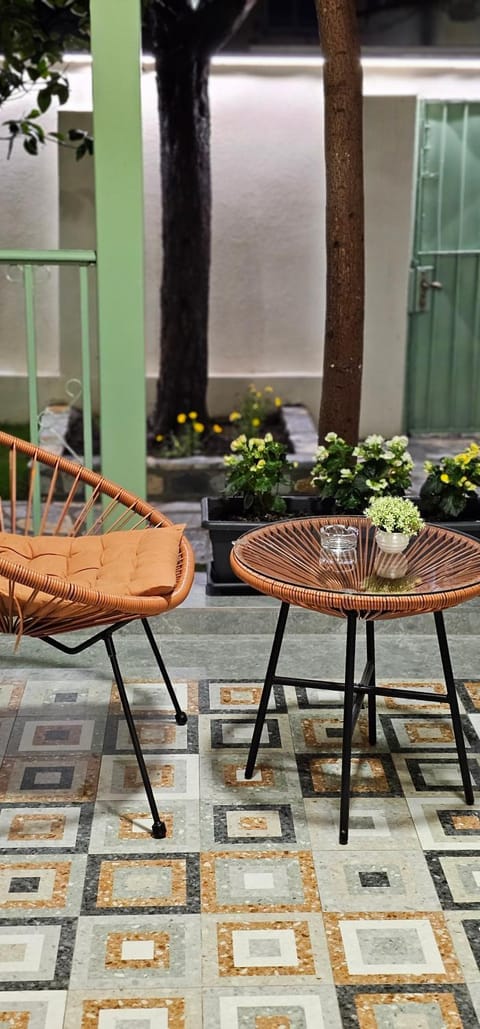 Garden, Seating area