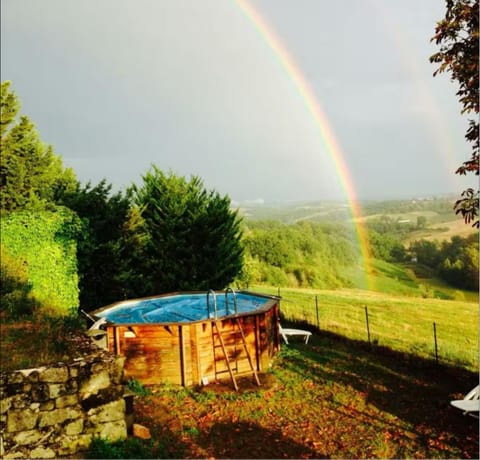 Spring, Natural landscape, Dining area, Swimming pool