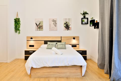 Bed, Bedroom, wardrobe