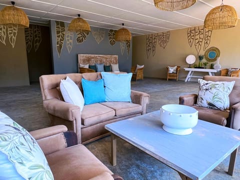 Property building, Lounge or bar