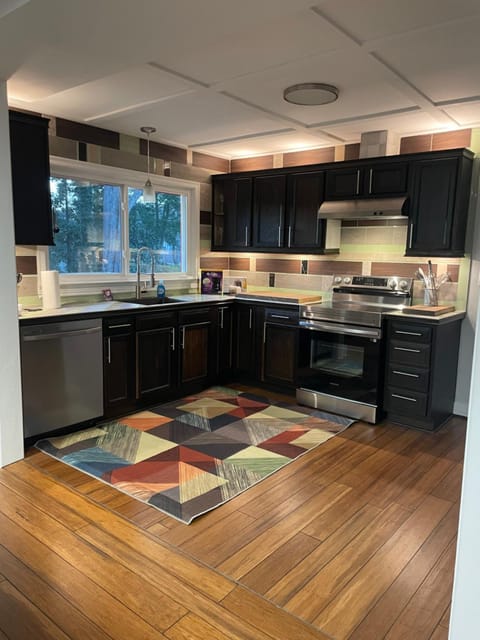 Victoria House in College Park