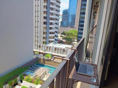 View (from property/room), Fitness centre/facilities, City view, Swimming pool