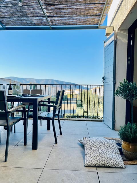 Natural landscape, View (from property/room), Balcony/Terrace, Balcony/Terrace