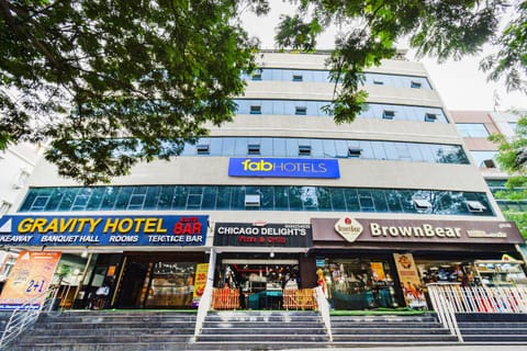 Property building, Facade/entrance
