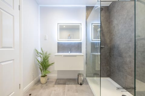 Belfast Quarters Lower Windsor Apartment in Belfast