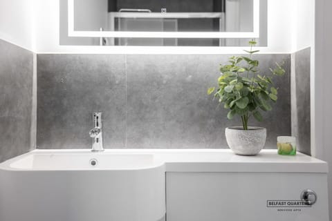 Belfast Quarters Lower Windsor Apartment in Belfast