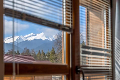 'Chamonix' in Bansko - 1 bedroom - SKI IN&OUT - Free spa Apartment in Bansko