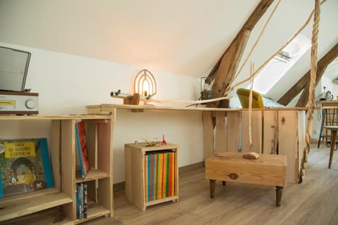 Appartement cœur de ville, studio artistique Apartment in Laon